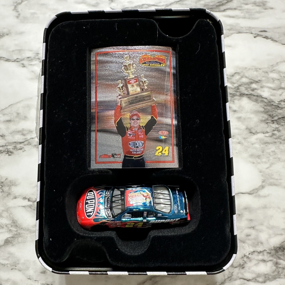 NWOB 2001 Jeff Gordon #24 DuPont Winston‎ Cup Championship